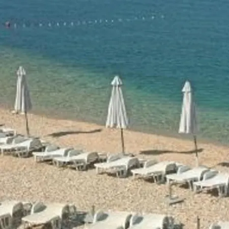 Fuer 2 Persmit Balkon Novi Vinodolski